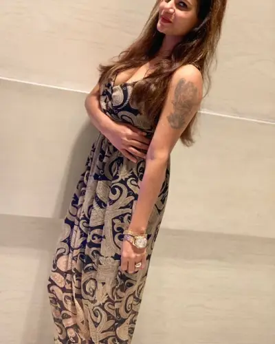 Nakhatrana Escort